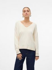 Vero Moda Sweter w kolorze czarnym rozmiar: S. Czarne swetry Vero Moda, s, bez wzorów, z wiskozy, klasyczne, bez ramiączek. Za 66.00 zł.