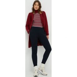 Tommy Hilfiger płaszcz wełniany kolor bordowy przejściowy. Czerwone płaszcze Tommy Hilfiger, bez wzorów, z wełny, klasyczne, bez kaptura. Za 1,499.90 zł.