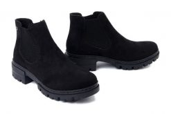 RIEKER 76884-00 black, botki damskie. Czarne botki Rieker, bez wzorów, bez obcasa, na obcasie, bez zapięcia. Za 263.92 zł.