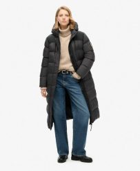 Długa pikowana kurtka z ripstopu. Czarne kurtki Superdry, l, bez wzorów, z nylonu, eleganckie, bez kaptura. Za 749.05 zł.