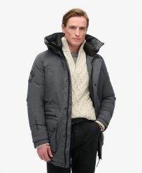 Superdry City Padded Parka Coat – Pikowana parka wodoodporna. Brązowe płaszcze Superdry, m, bez wzorów, z materiału, eleganckie, z kapturem. Za 860.55 zł.