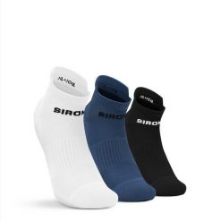 Krótkie skarpetki sportowe trójpak Fitness Siroko Trim Blue. Niebieskie skarpetki SIROKO, bez wzorów, z materiału. Za 75.00 zł.