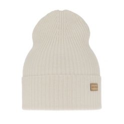 Czapka damska wiosenno - zimowa 100% wełniana merino Sophie - Kremowa. Białe czapki zimowe Molly, bez wzorów, z materiału. Za 69.90 zł.