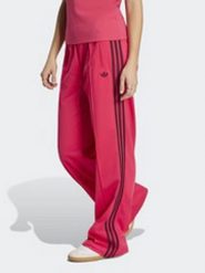 Adidas Spodnie dresowe w kolorze różowym rozmiar: XS. Różowe spodnie dresowe adidas, bez wzorów, z dresówki. Za 229.95 zł.