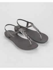 Ipanema Sandały w kolorze srebrno-antracytowym rozmiar: 37. Czarne sandały Ipanema, bez wzorów, klasyczne, z otwartym noskiem, bez obcasa, bez zapięcia. Za 65.95 zł.