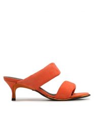Furla Klapki Vega YG07VEG-BX1888-2024S-1-023-20-IT-3600 S Pomarańczowy. Brązowe klapki Furla, bez wzorów, ze skóry, bez obcasa, bez zapięcia. Za 1,299.00 zł.