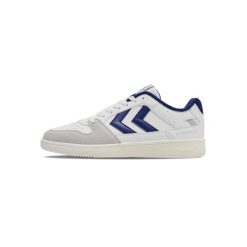 Trenerzy Hummel St. Power Play PL. Białe buty sportowe lifestyle Hummel, bez wzorów, sportowe, bez zapięcia. Za 319.50 zł.