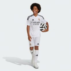 Szorty Real Madrid 24/25 Home Kids. Białe szorty adidas, bez wzorów, z materiału, sportowe. Za 179.00 zł.