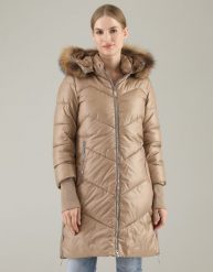 Beżowa pikowana kurtka. Brązowe kurtki Unisono, s, z aplikacjami, prążkowane, bez kaptura. Za 379.00 zł.