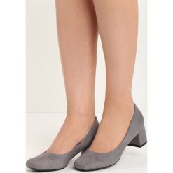 Ciemnoszare Czółenka Shade. Czółenka marki Born2be. Za 39.99 zł.
