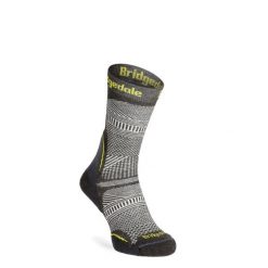 Skarpety turystyczne Bridgedale Hike UL T2 Coolmax Performance Boot. Szare skarpetki Bridgedale, bez wzorów, z elastanu. Za 87.99 zł.