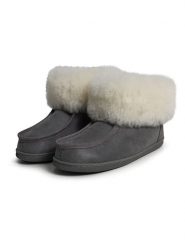Kaiser Naturfellprodukte Kapcie wełniane "Oslo" w kolorze szarym rozmiar: 36. Szare kapcie Kaiser Naturfellprodukte, bez wzorów, z wełny. Za 253.54 zł.