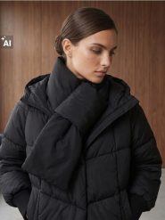 Pikowany szalik - czarny. Czarne szaliki i kominy Sinsay, bez wzorów. Za 25.99 zł.