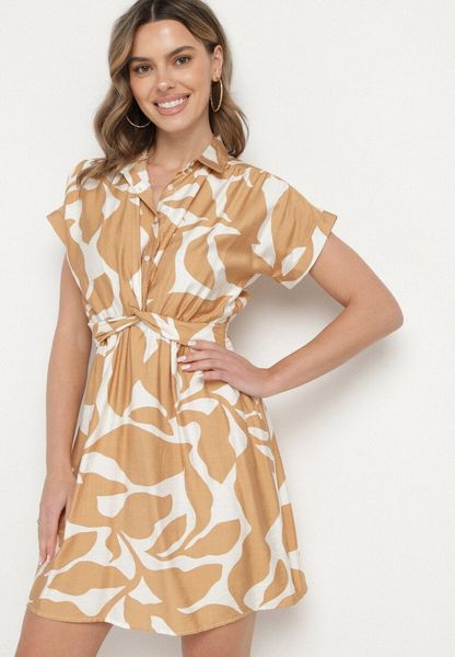 Beżowa Taliowana Sukienka z Wiskozą z Geometrycznym Wzorem Galadira. Brązowe sukienki Born2be, na co dzień, l, bez wzorów, z satyny, klasyczne, bez kołnierzyka, bez ramiączek, koszulowe. Za 79.99 zł.