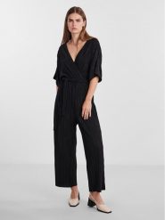 YAS Kombinezon Olinda 26032851 Czarny Loose Fit. Czarne sukienki YAS, s, bez wzorów, z syntetyku, bez kołnierzyka, bez ramiączek. Za 149.99 zł.