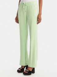 Juicy Couture Spodnie dresowe Tina JCWBJ126327 Zielony Straight Leg. Zielone spodnie dresowe Juicy Couture, bez wzorów, z dresówki. Za 399.99 zł.