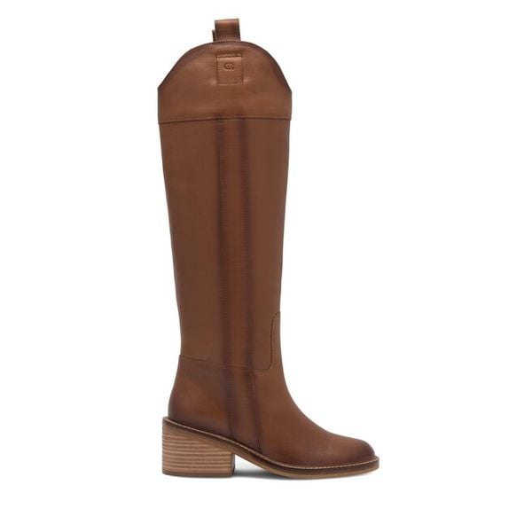 Kozaki GINO ROSSI. Brązowe kozaki Gino Rossi, bez wzorów, bez obcasa, na słupku, bez zapięcia. Za 579.99 zł.