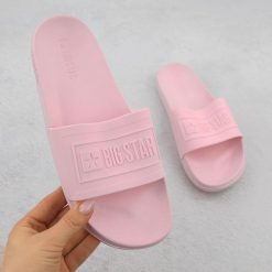 Klapki damskie sportowe różowe Big Star OO274036. Czerwone klapki BIG STAR, bez wzorów, z materiału, retro, bez obcasa, bez zapięcia. Za 79.99 zł.