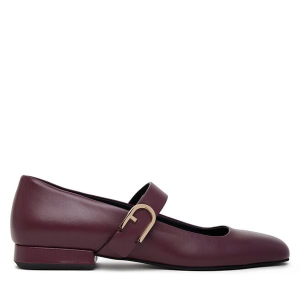 Półbuty Furla. Czerwone półbuty wsuwane Furla, bez wzorów, bez obcasa, na płaskiej podeszwie. Za 1,299.00 zł.