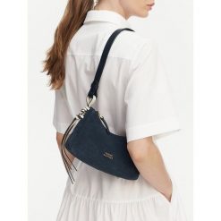 Torebka Tommy Hilfiger. Brązowe torebki klasyczne Tommy Hilfiger, bez wzorów, klasyczne, bez dodatków. Za 749.99 zł.