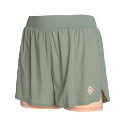 Spodenki sportowe CAGLIARI, lekkie, oddychające i szybkoschnące. Czerwone szorty sportowe IZAS, bez wzorów, z nylonu, na fitness i siłownię. Za 226.04 zł.