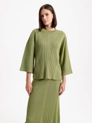 BGN Sweter w kolorze zielonym rozmiar: 34. Zielone swetry BGN, bez wzorów, z wełny, bez ramiączek. Za 74.45 zł.