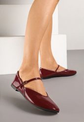 Bordowe Balerinki Vices z Paskiem z Klamerką Zdobione Przeszyciem Desilita. Czerwone baleriny Born2be, z aplikacjami, z jeansu, eleganckie, z okrągłym noskiem, bez obcasa, na obcasie, bez zapięcia. Za 49.99 zł.