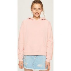 Bluza z kapturem - Różowy. Bluzy z kapturem marki Sinsay. W wyprzedaży za 29.99 zł.