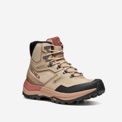 Buty trekkingowe damskie Vibram GTX Tecnica Fuse wodoodporne. Brązowe buty trekkingowe Tecnica, z gore-texu, bez zapięcia. Za 749.99 zł.