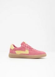 Sneakersy marki Tamris o wyglądzie retro. Czerwone buty sportowe lifestyle bonprix, bez wzorów, retro, bez zapięcia. Za 219.99 zł.