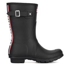 Kalosze Hunter. Czarne kalosze Hunter, bez wzorów, bez zapięcia. Za 419.99 zł.