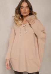 Beżowy Sweter o Kroju Nietoperza ze Sznurkiem Perełkami i Odpinanym Futerkiem Nomilora. Brązowe swetry Renee, z aplikacjami, z futra, casualowe, bez ramiączek. W wyprzedaży za 151.99 zł.