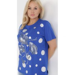 Niebieska Bluzka Nesiera. Niebieskie bluzki Born2be, plus size, z aplikacjami, z bawełny, biznesowe, bez kołnierzyka, plus size, bez ramiączek. W wyprzedaży za 45.49 zł.