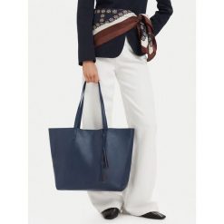 Torebka JENNY. Niebieskie torebki klasyczne Jenny, bez wzorów, bez dodatków. Za 159.99 zł.