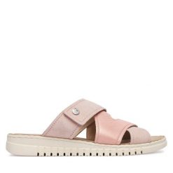 Klapki Caprice. Czerwone klapki Caprice, bez wzorów, bez obcasa, bez zapięcia. Za 299.99 zł.