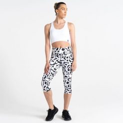 Legginsy damskie Influential Active 3/4. Białe legginsy Dare 2b, bez wzorów, ze skóry, sportowe. Za 197.00 zł.