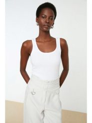 Trendyol Top w kolorze białym rozmiar: XL. Białe topy Trendyol, xl, bez wzorów, bez kołnierzyka, bez ramiączek. Za 26.19 zł.