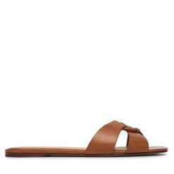 Klapki Polo Ralph Lauren. Brązowe klapki Polo Ralph Lauren, bez wzorów, bez obcasa, bez zapięcia. Za 1,499.00 zł.