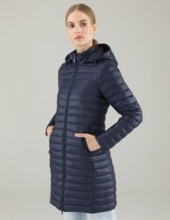 Granatowa kurtka z kapturem. Kurtki Unisono, s, bez wzorów, z tkaniny, z kapturem. Za 239.00 zł.