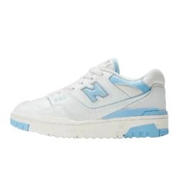 Buty do chodzenia dla dorosłych New Balance 550 UNC White Dusk Blue. Białe buty sportowe lifestyle New Balance, bez wzorów, z materiału, sportowe, bez zapięcia. Za 931.00 zł.