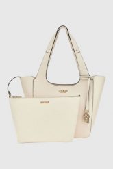 GUESS Beżowa shopperka damska Calista 2 In 1. Brązowe torebki klasyczne Guess, z aplikacjami, ze skóry ekologicznej, duże, bez dodatków. W wyprzedaży za 529.99 zł.