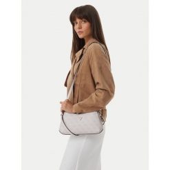 Torebka Guess. Białe torebki klasyczne Guess, z aplikacjami, klasyczne, bez dodatków. Za 584.99 zł.