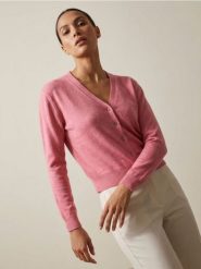 Klasyczny kardigan zapinany na guziki - różowy. Czerwone swetry Sinsay, l, bez wzorów, klasyczne, bez ramiączek. Za 39.99 zł.