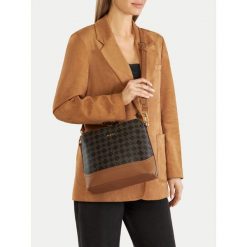 Torebka MEXX. Brązowe listonoszki Mexx, bez wzorów, bez dodatków. Za 179.99 zł.