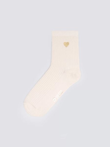 Skarpety damskie prążkowane kremowe Sonja 102. Białe skarpetki BIG STAR, bez wzorów, z bawełny. Za 19.99 zł.