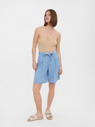 Vero Moda Bermudy "Liliana" w kolorze błękitnym rozmiar: XS. Niebieskie szorty Vero Moda, bez wzorów, z lyocellu. Za 39.68 zł.