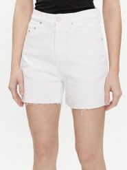Tommy Jeans Szorty jeansowe DW0DW17636 Biały Mom Fit. Białe szorty Tommy Jeans, bez wzorów, z bawełny. Za 179.99 zł.
