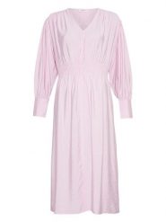 MOSS COPENHAGEN Sukienka "Karrie Ladonna" w kolorze jasnoróżowym rozmiar: XL. Różowe sukienki Moss Copenhagen, na imprezę, s, bez wzorów, z wiskozy, klasyczne, bez kołnierzyka, bez ramiączek, maxi. Za 110.04 zł.