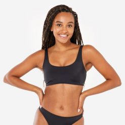 Góra kostiumu kąpielowego surfingowego damska Olaian Aurely. Czarne bikini OLAIAN, bez wzorów, z elastanu, klasyczne. Za 59.99 zł.