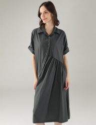 Szara sukienka z bawełny. Szare sukienki Unisono, l, bez wzorów, z bawełny, klasyczne, bez kołnierzyka, bez ramiączek, mini, rozkloszowane. Za 219.00 zł.